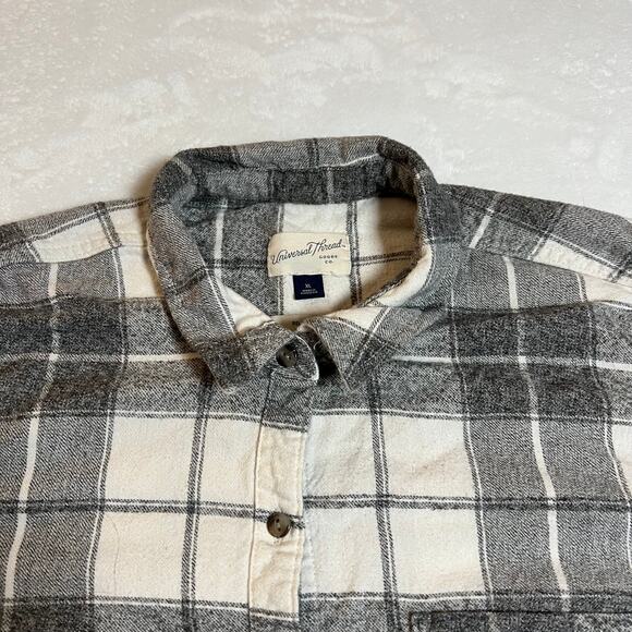 Universal Thread Plaid Flannel Relaxed Fit Button Up Shirt Size XL Cozy Hipster - Picture 3 of 8